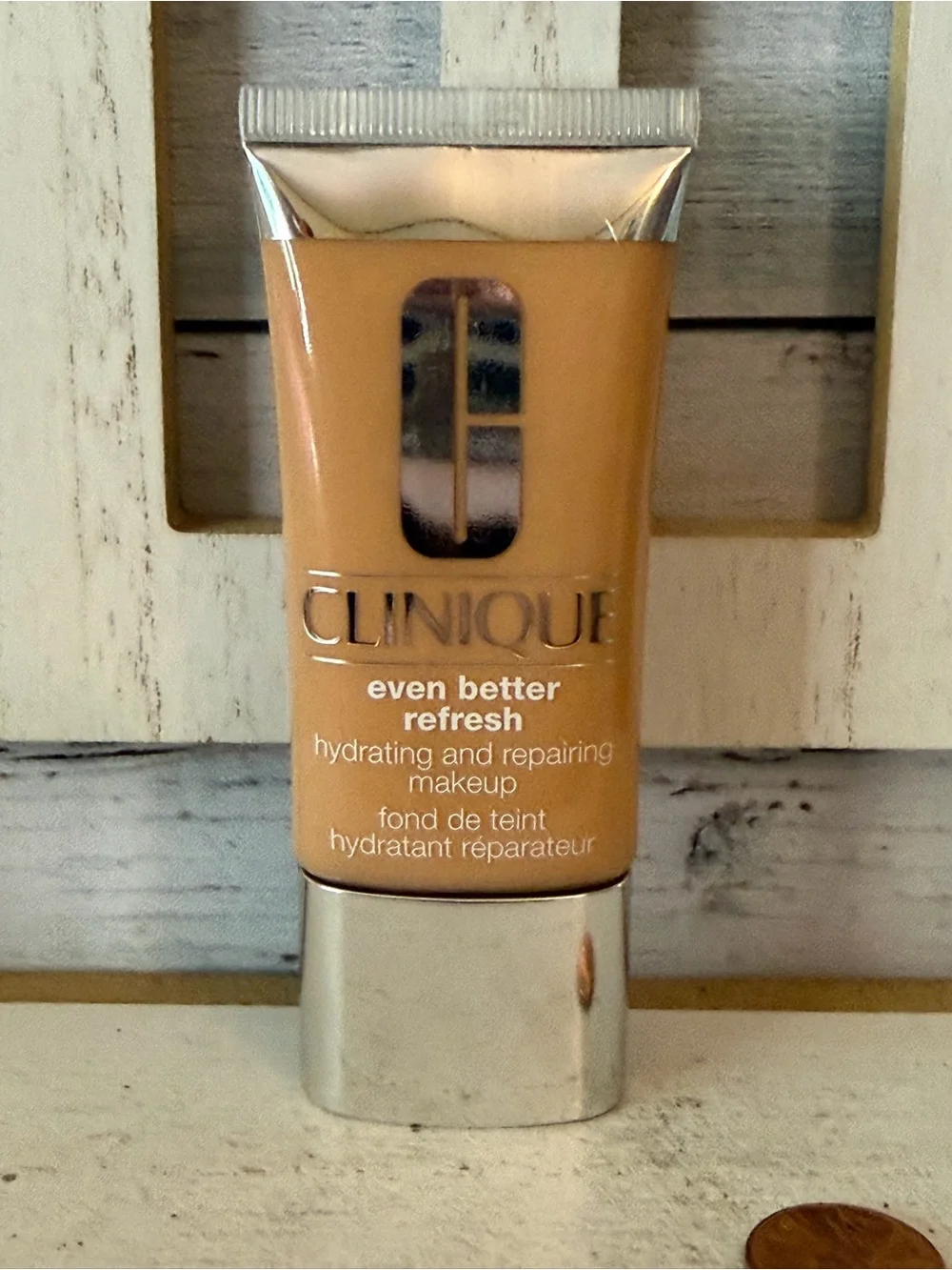 Clinique Even Better Refresh Hydrating and Repairing Makeup WN44 Tea No Box/New